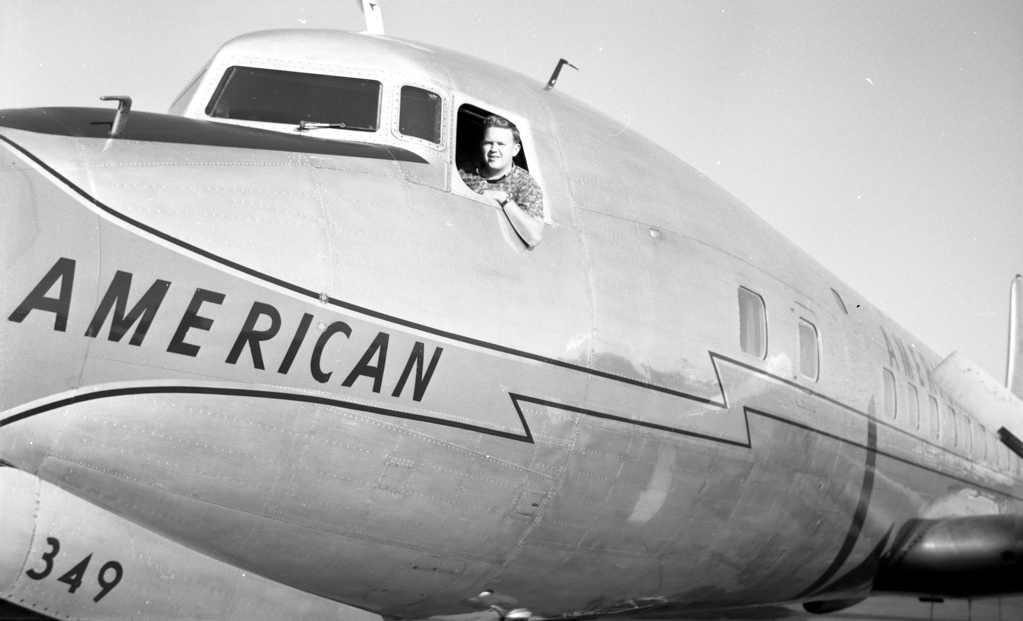 AA DC-7 cockpit