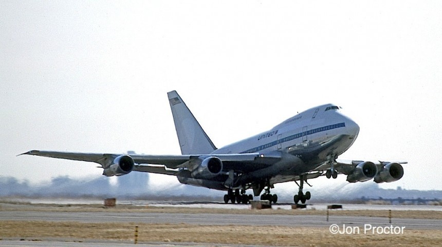 747PS-21 N540PA JFK 03-01-1986