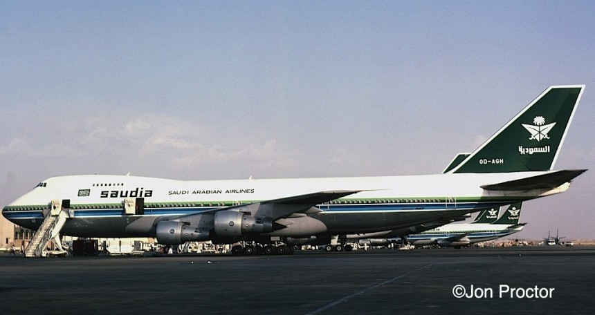 747-2B4B-OD-AGH-RUH-777-lo