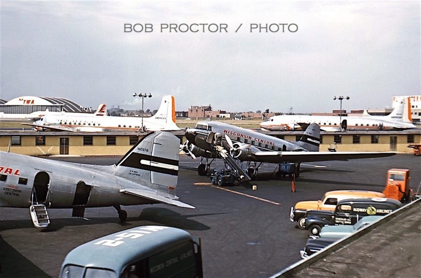 DC-3 N26214 MDW 1952 Bob Proctor-6994441