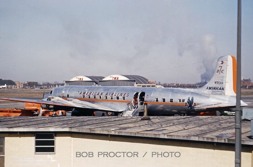 DC-7 N315AA MDW 1954 Bob Proctor-6984853