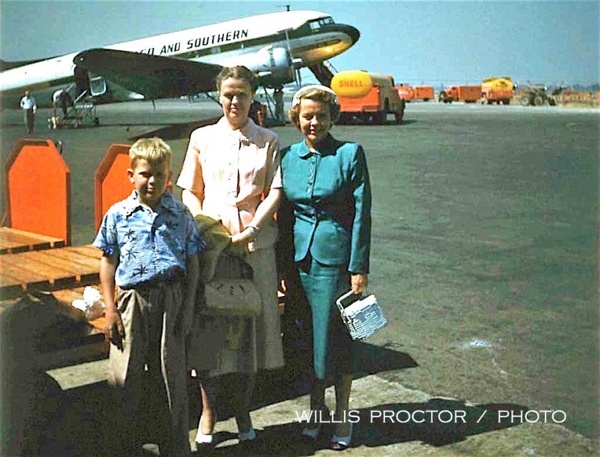 Mom-Johanne-C&S DC-3 7:52-lo