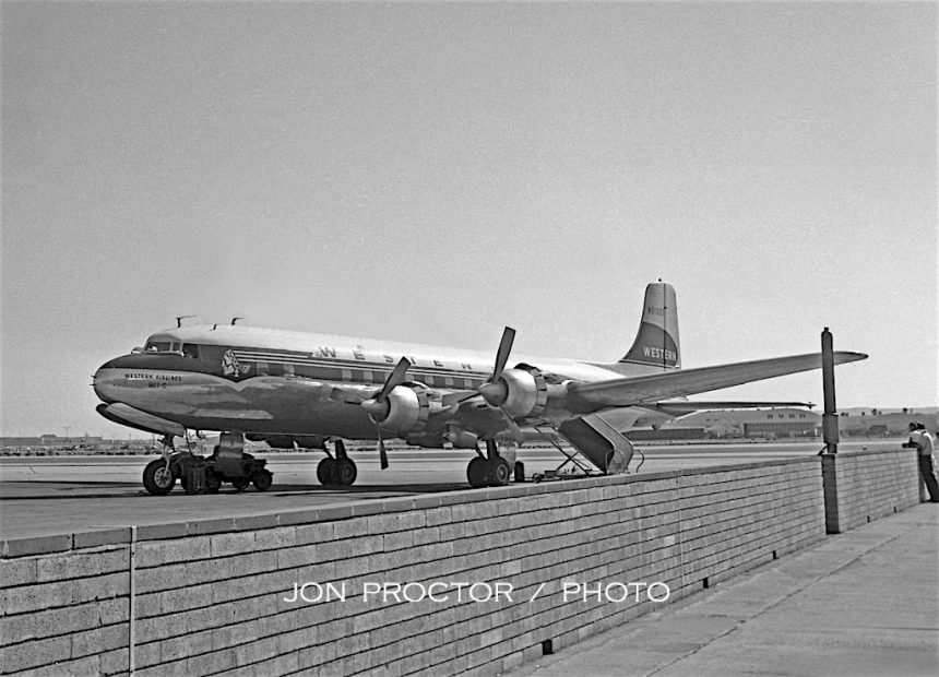 DC-6B N91307 SAN 08-20-58-1-7402477