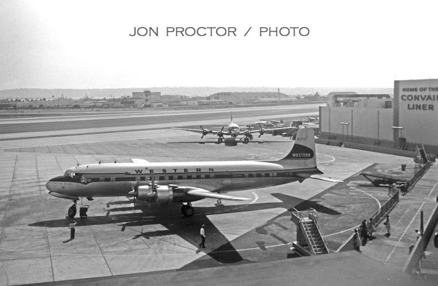 DC-6B N93119 SAN 1958-7402478