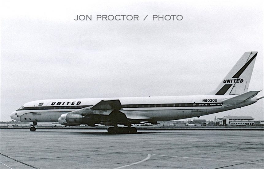 DC-8-21 N8020U SAN 5:28:61