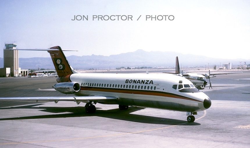 DC-9-14 N945L LAS 4:66